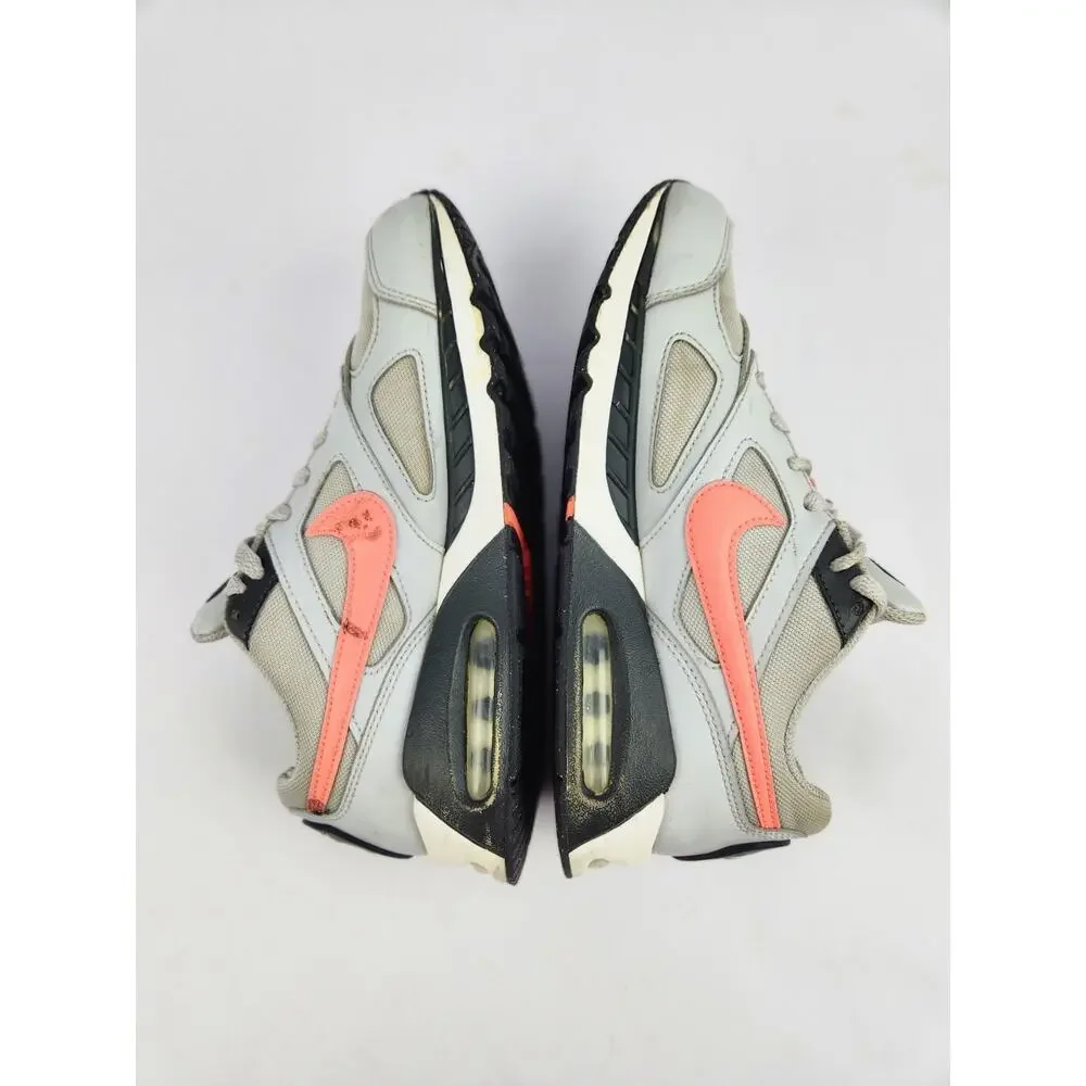 Nike Air Max IVO Youth Running/Trainers - Size 6.5Y 579998 003 - Platinum Grey
